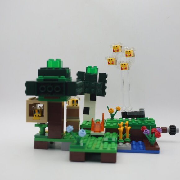 Minecraft The Bee Farm - Incomplete (does not include people) - Picture 1 of 11
